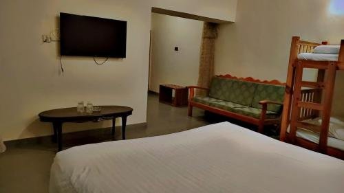 whatsapp-image-2024-08-03-at-5